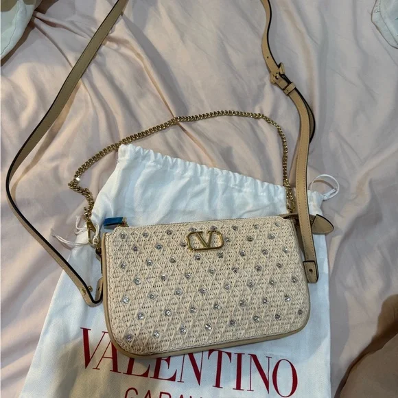 Valentino Beige Crossbody Bag Vlogo embellished faux raffia - Picture 14 of 16